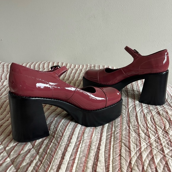 Jeffrey Campbell Platforms - Picture 12 of 14